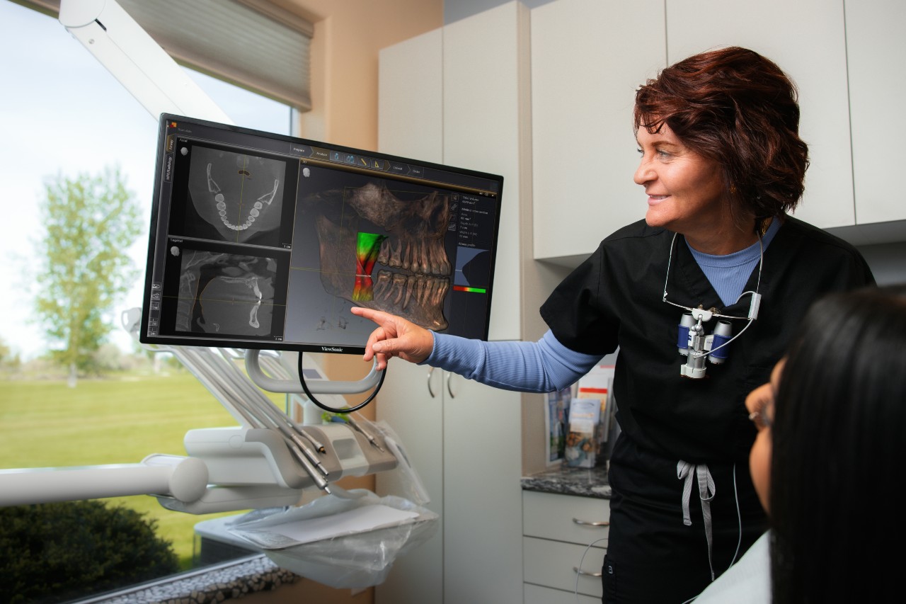 Dr. Snow with patient consultation how same day crowns work